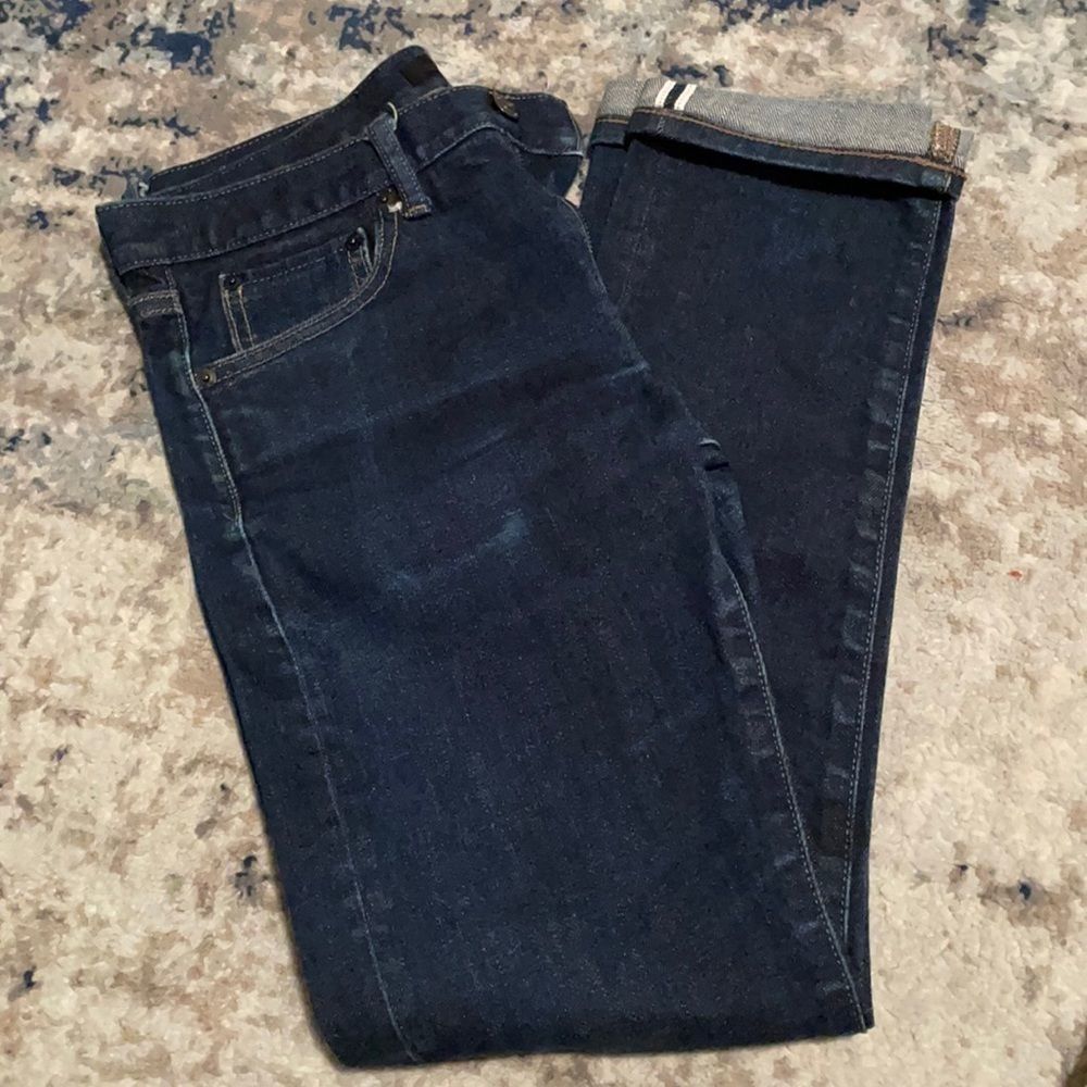 Uniqlo Men’s Dark Wash Jeans